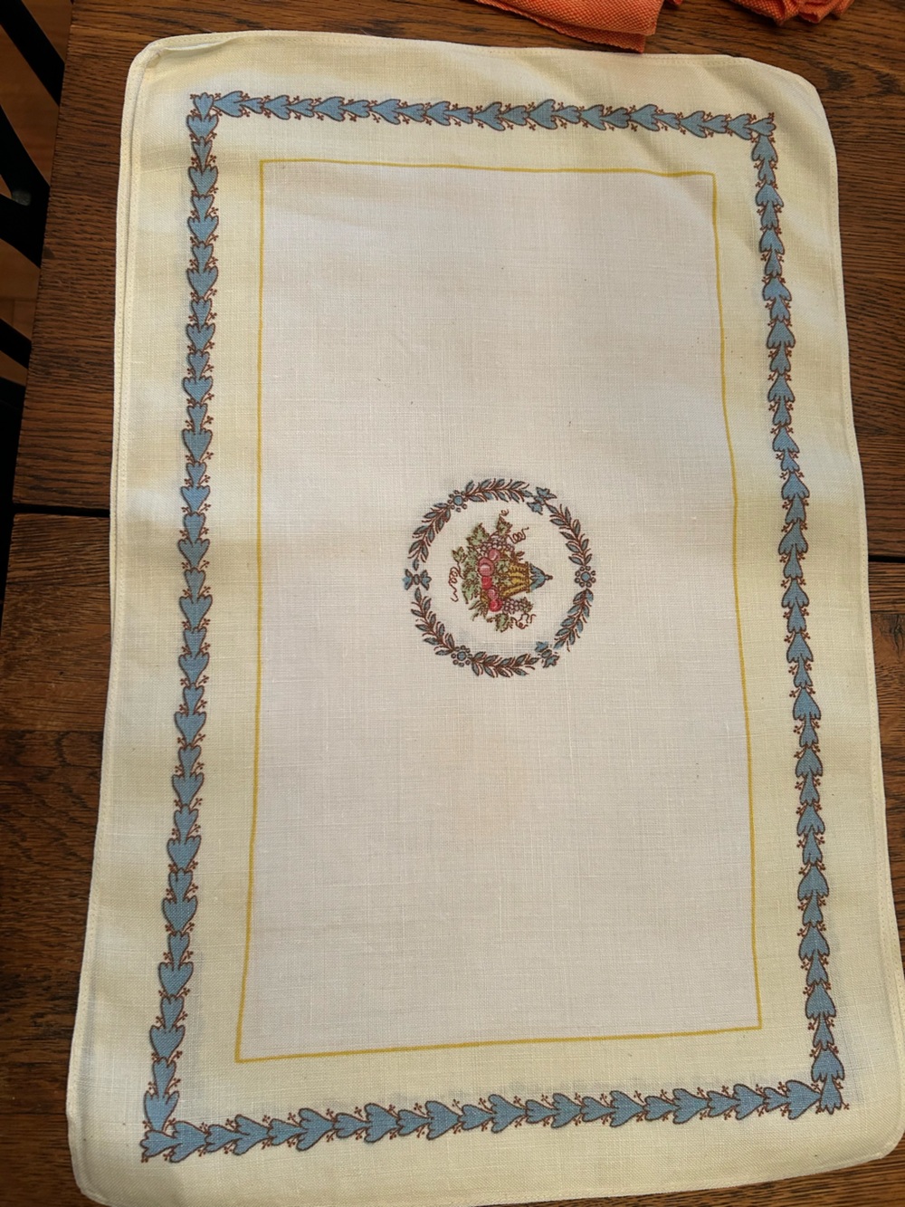 Vintage 12x18” linen placemats (4) & Orange Cotton Fringed Napkins (4),@ 14”sq.